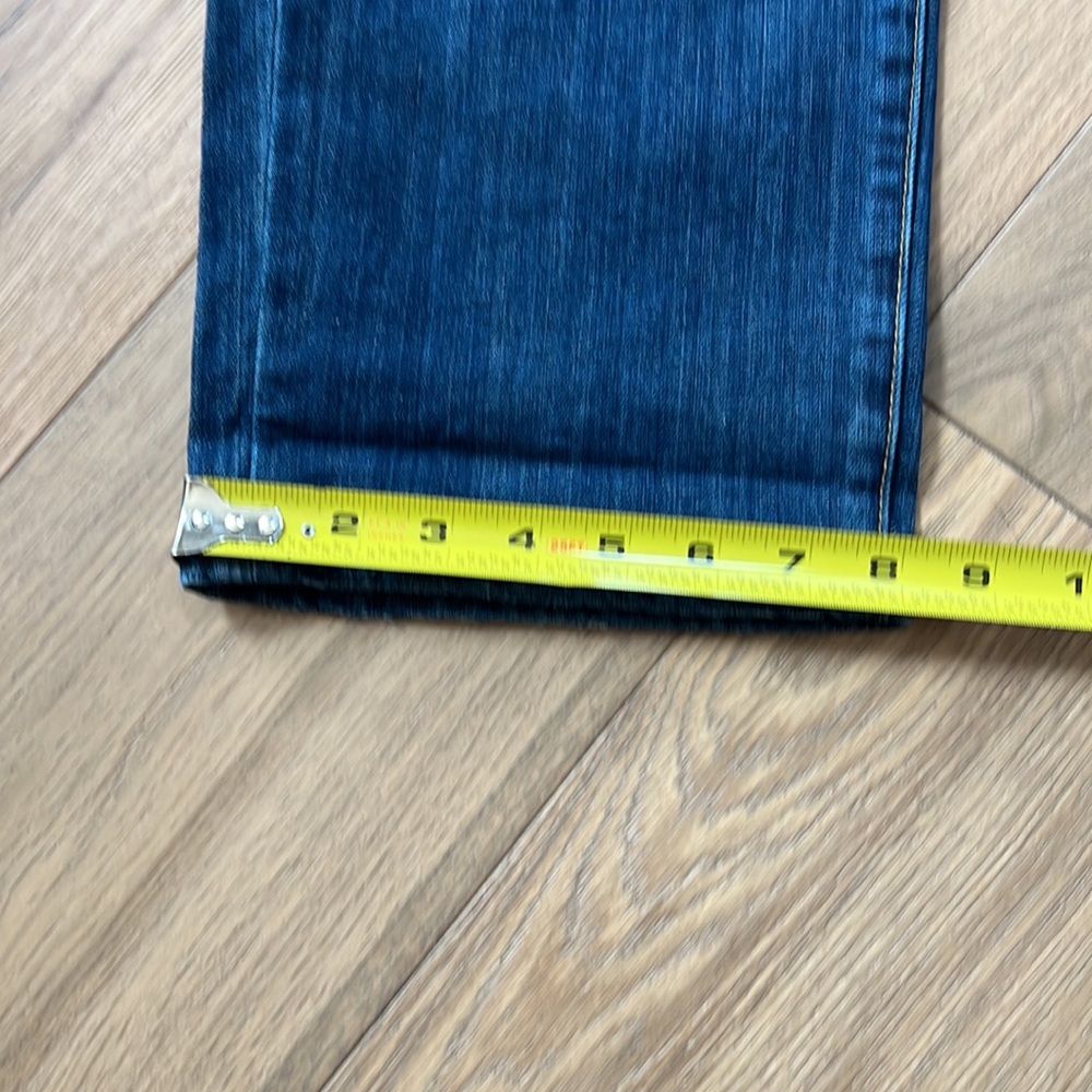 Lucky Jeans - Picture 6 of 8